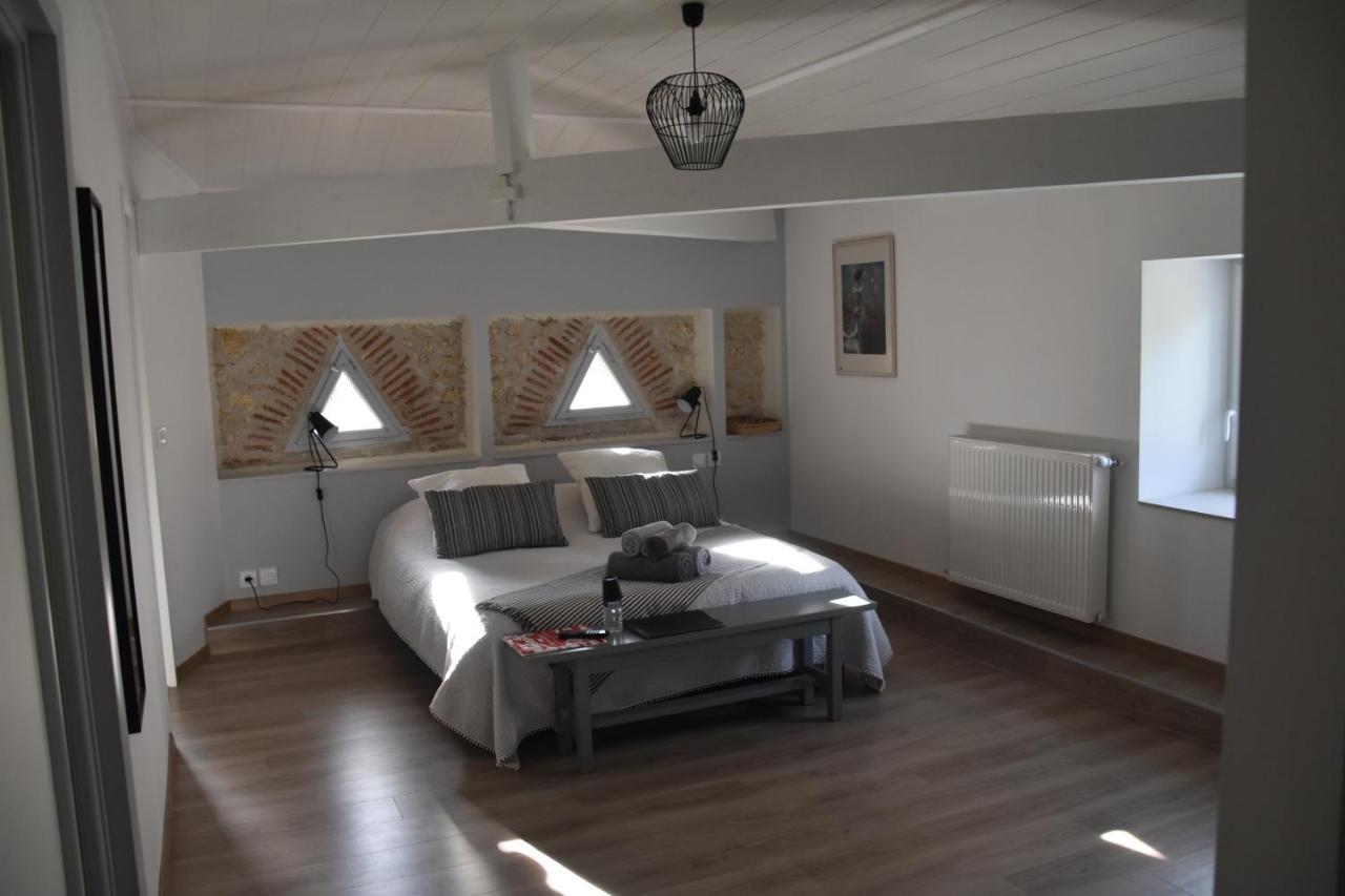 Domaine De Calbiac Bed and Breakfast Dolmayrac Eksteriør billede